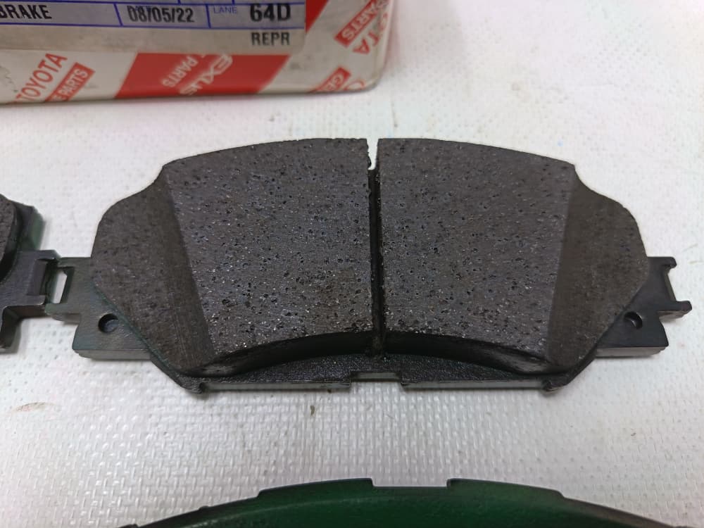 Pastillas de freno delanteras original para corolla 09-19, rav4 08-12, lexus 10-12