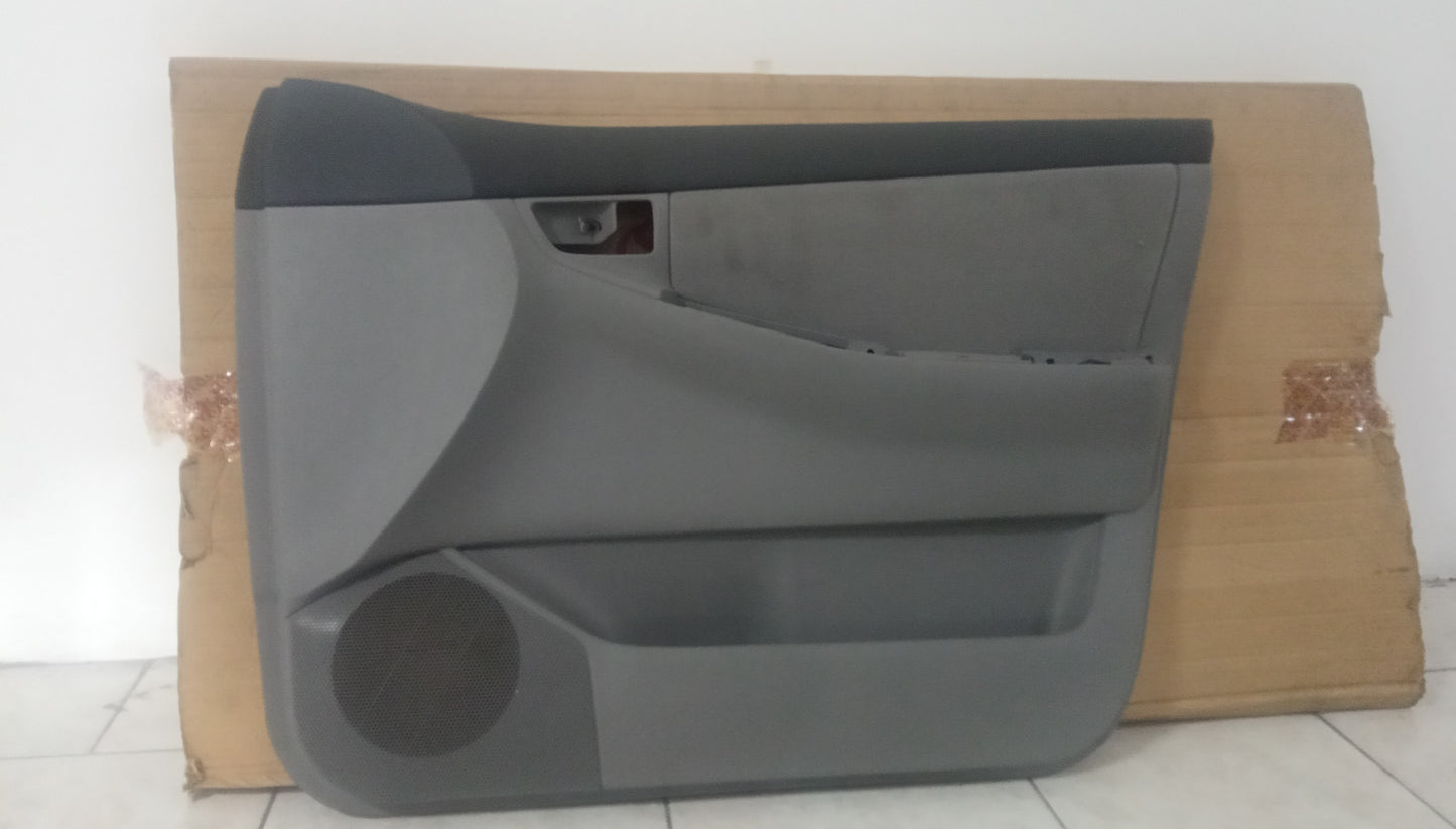 Tapiceria Puerta Delantera Derecha Original Corolla