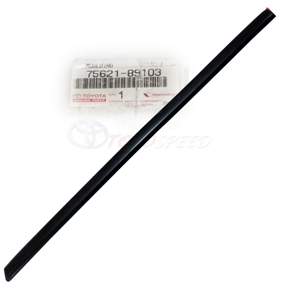 Moldura Platina Izquierda Cabina Simple para Hilux