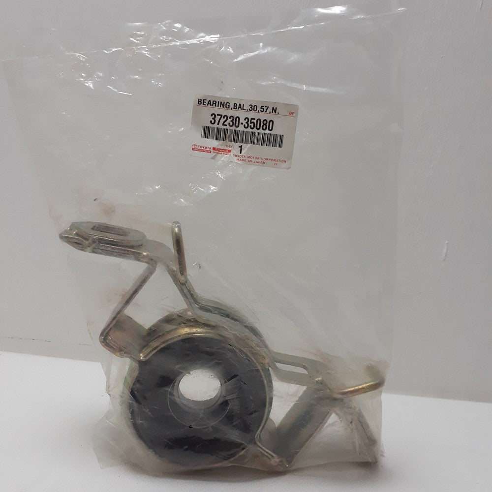 CHUMACERA GENERICA PUENTE CARDAN HILUX 4X4 22R 96-99