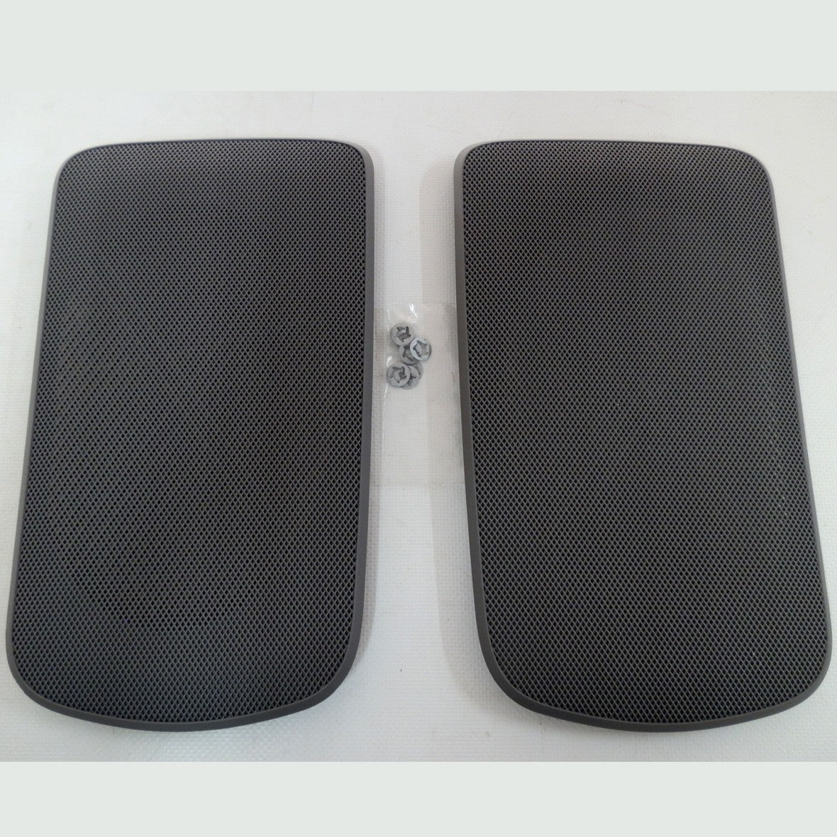 TAPA REJILLA ALTAVOCES CORNETA TRASERAS CAMRY 2002-2006