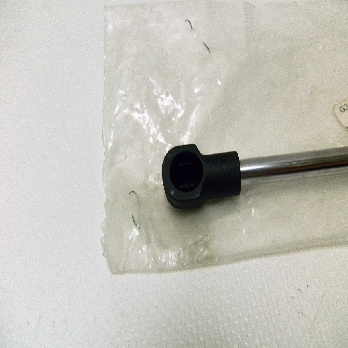 AMORTIGUADOR GATO VENTANILLA COMPUERTA FJ CRUISER 06-09