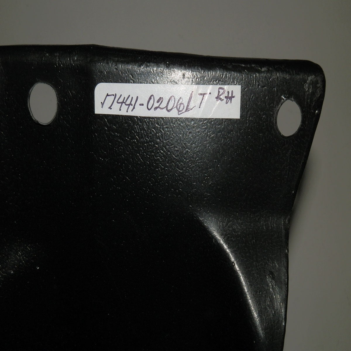 GUARDAPOLVO CARTER MOTOR DERECHO COROLLA 2003-2008