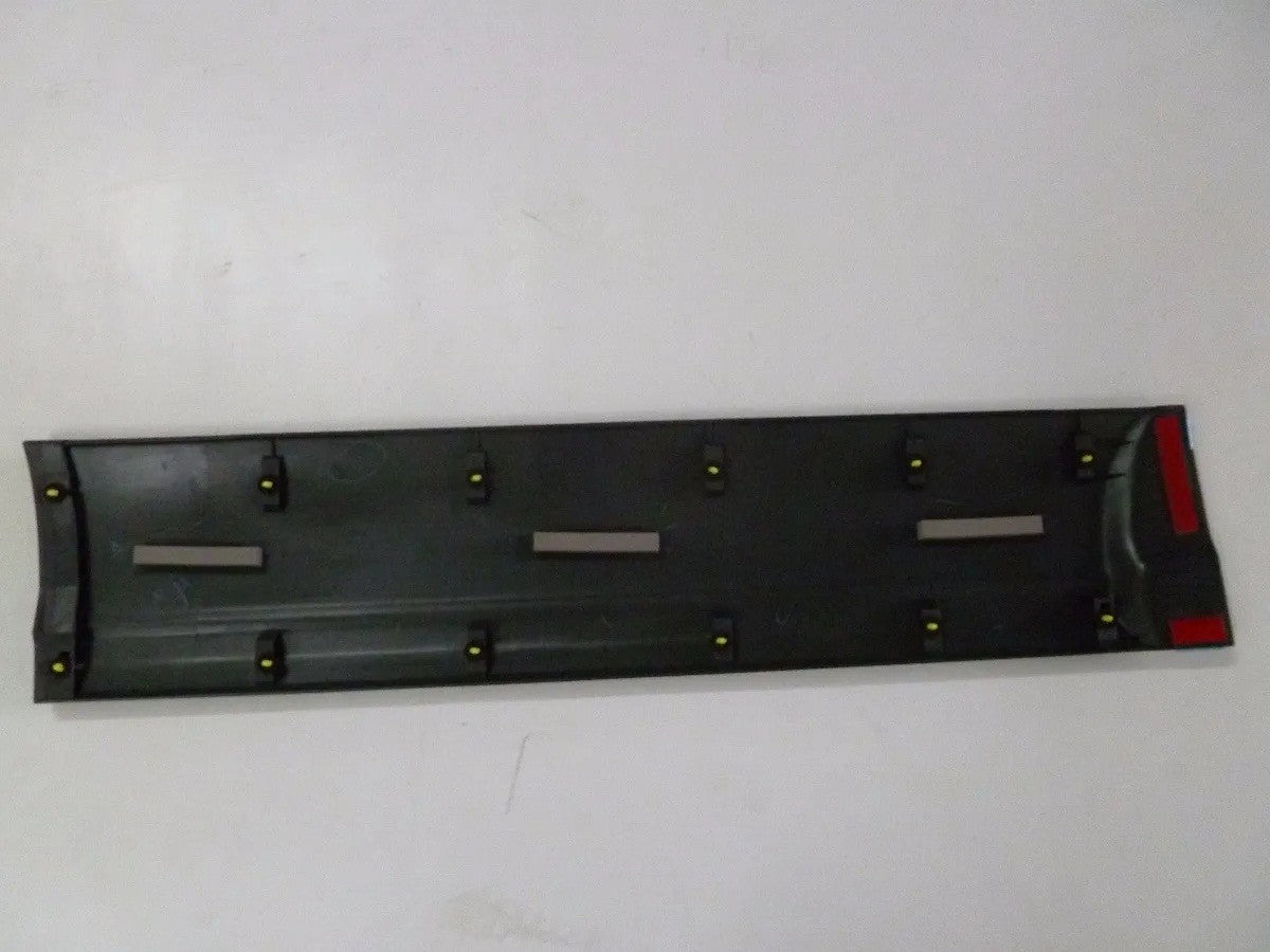Buche Puerta Delantera Derecha Original para Terios