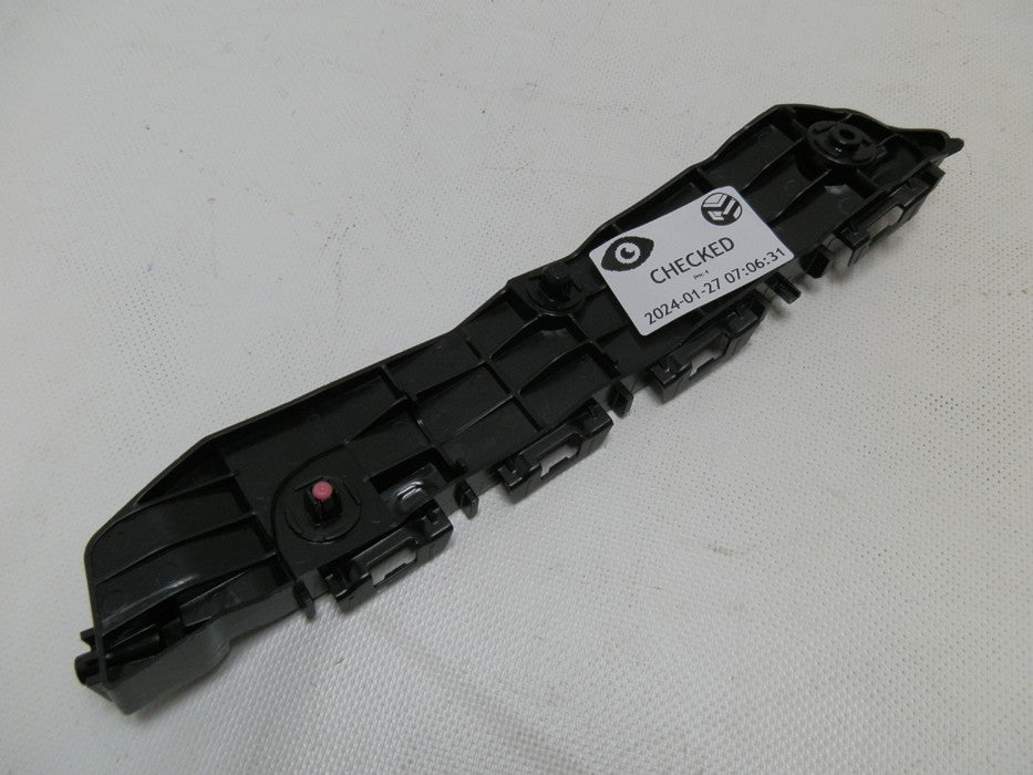 BASE DERECHA PARACHOQUE DELANTERO FORTUNER DUBAI 2016-2020