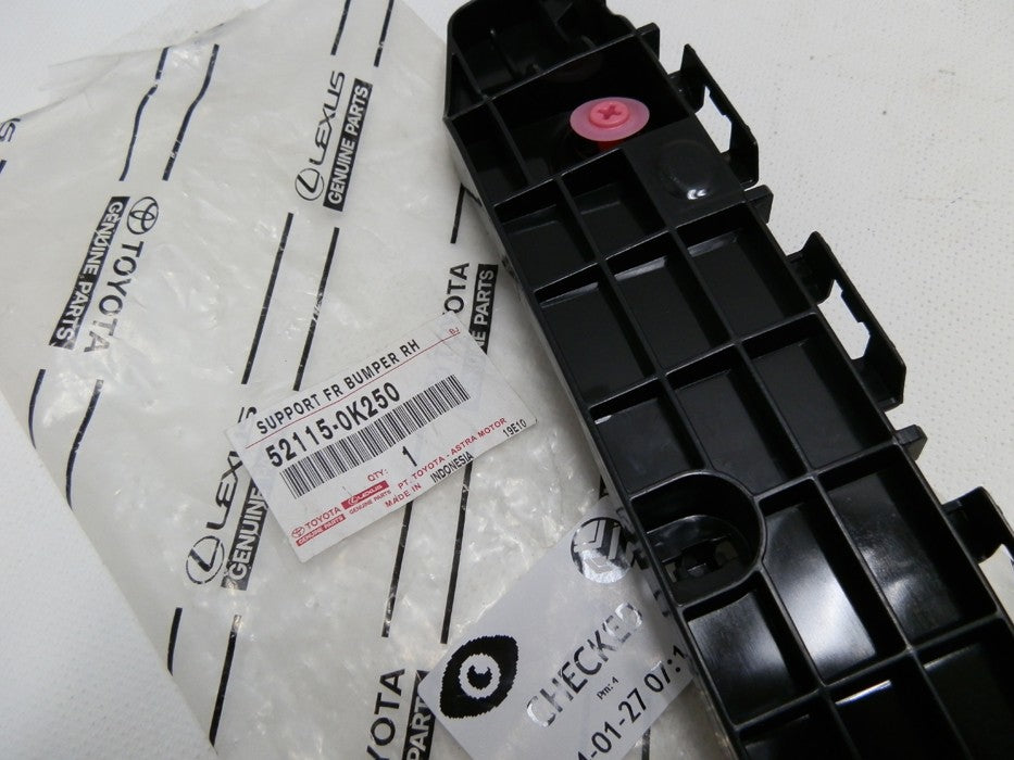 BASE DERECHA PARACHOQUE DELANTERO FORTUNER DUBAI 2016-2020
