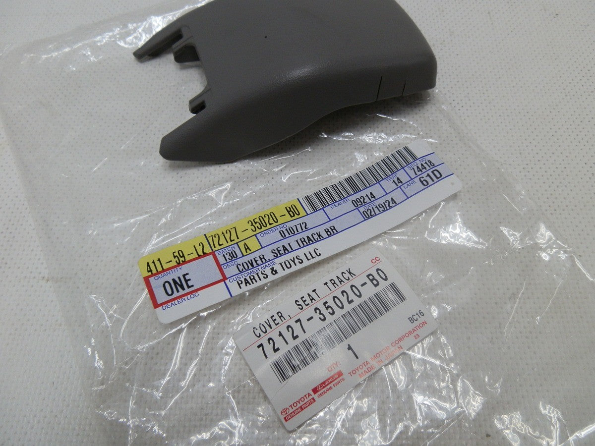 TAPA RIEL DELANTERO IZQUIERDO ASIENTO COPILOTO 4RUNNER 06-08