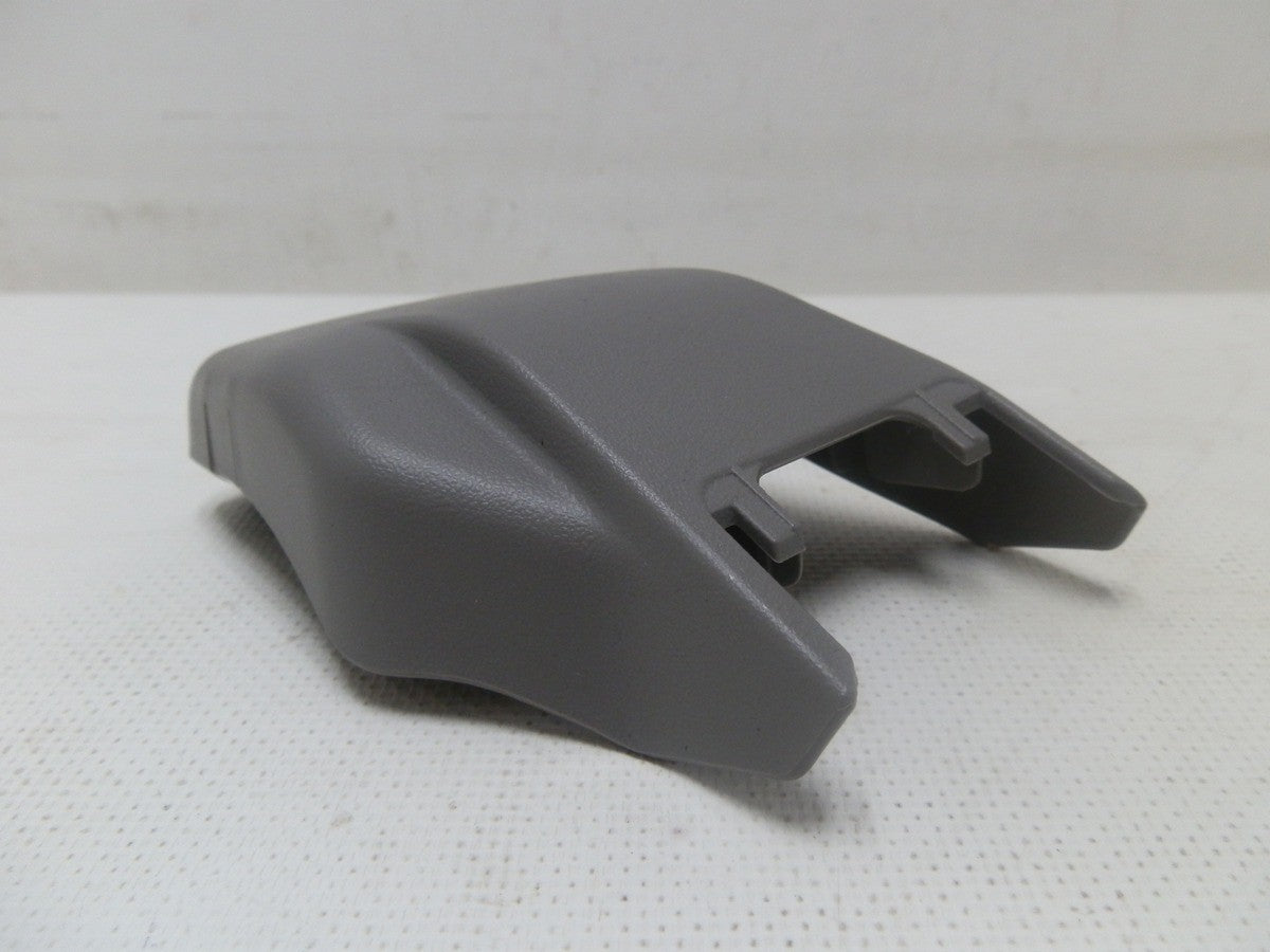TAPA RIEL DELANTERO IZQUIERDO ASIENTO COPILOTO 4RUNNER 06-08