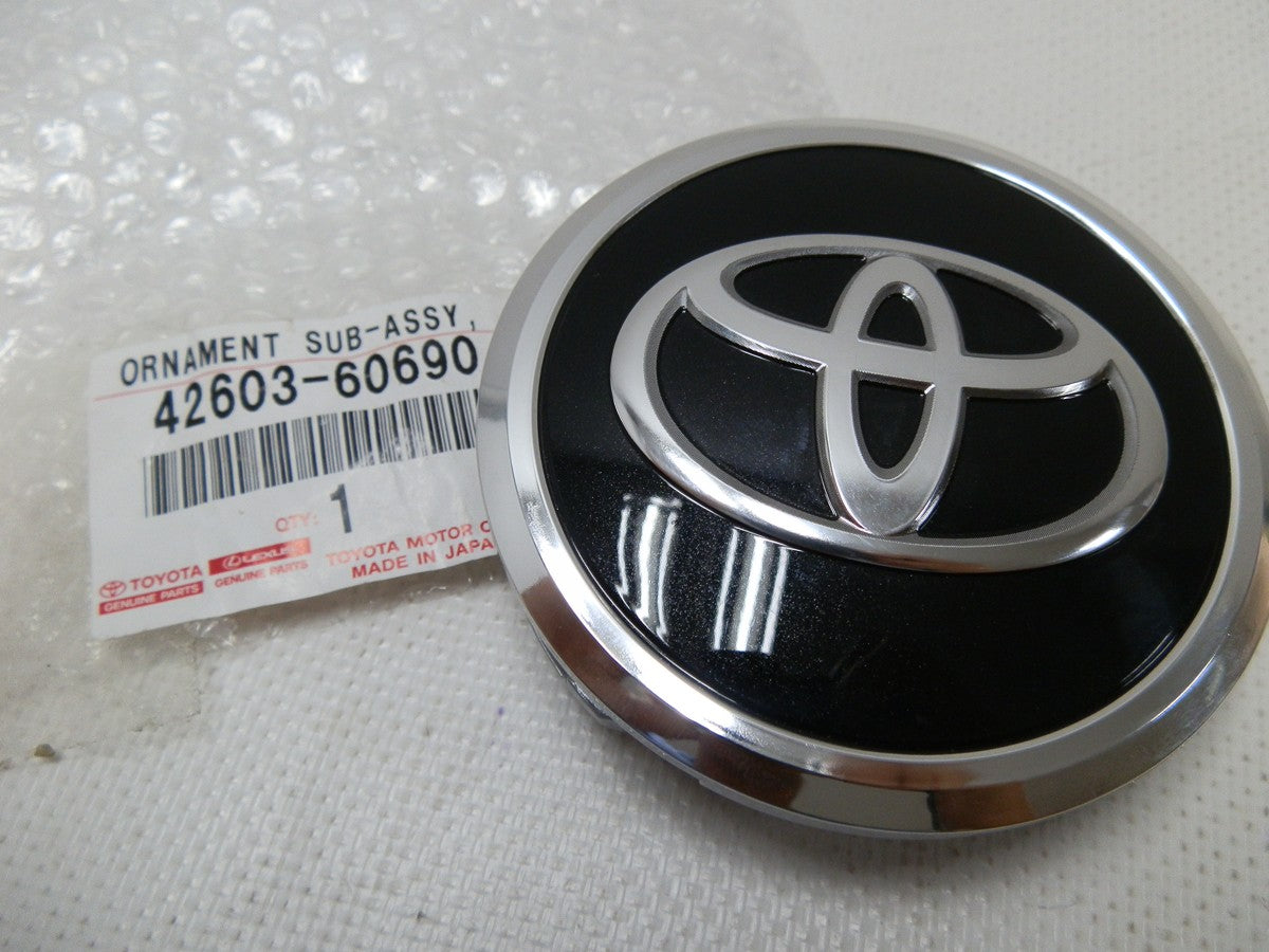 TAPA CENTRO RIN LAND CRUISER LC300