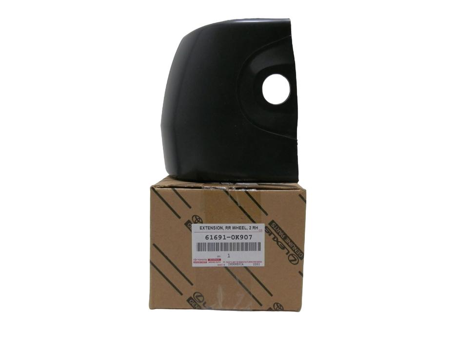 Extension buche trasero derecho original para fortuner 12-15