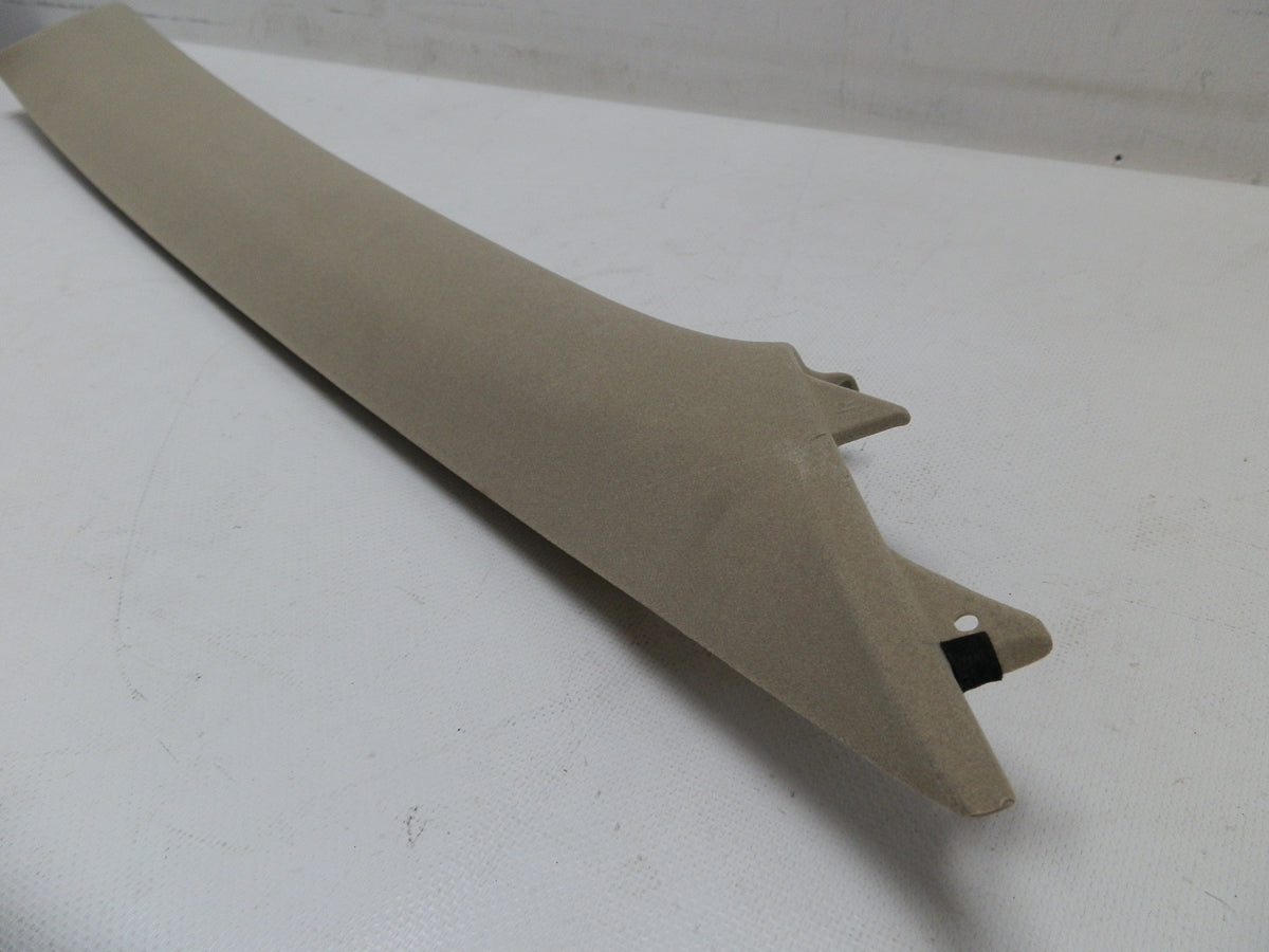 Tapiceria paral delantero derecho original camry 02-05