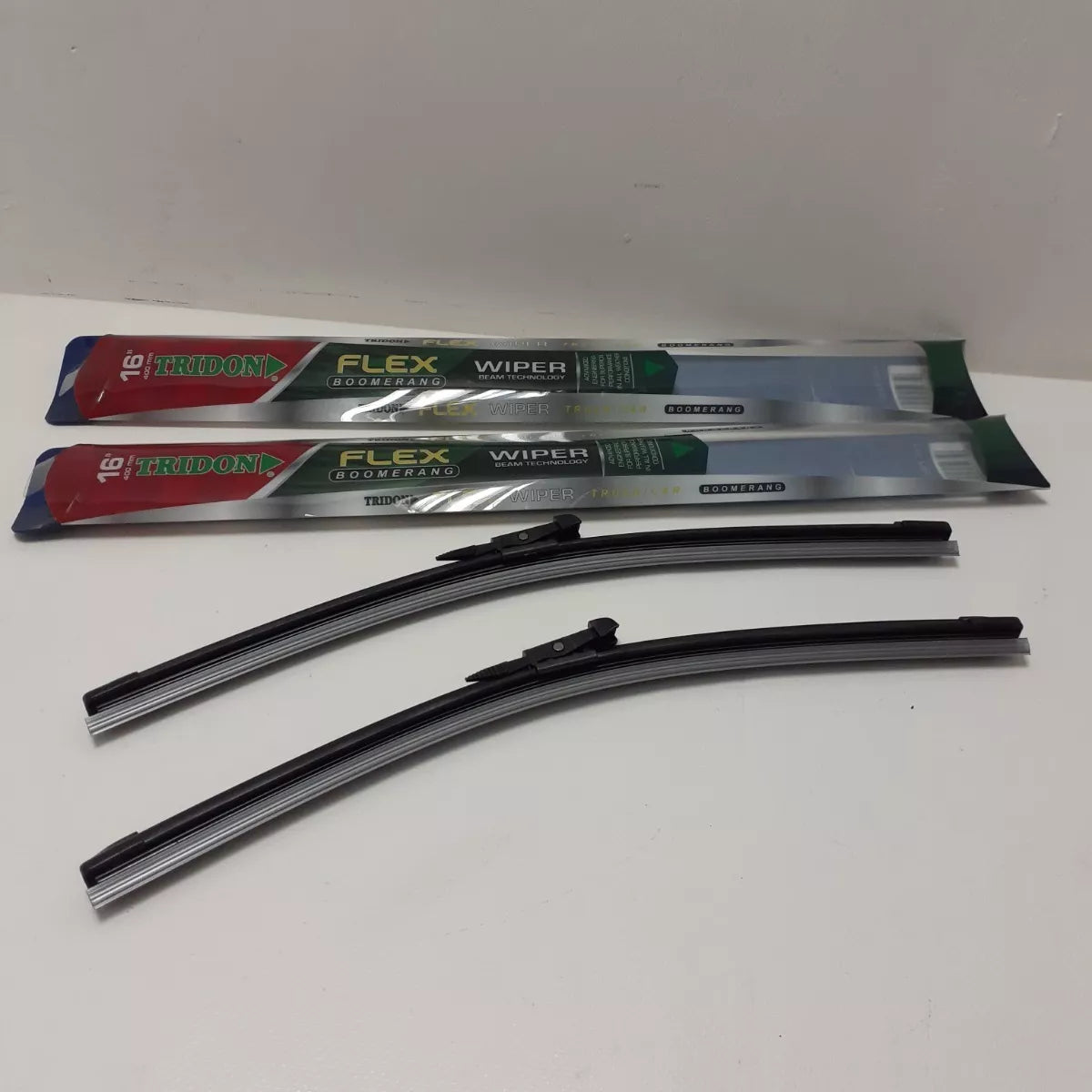 Cepillo limpiaparabrisas boomerandg tridon 16 pulgadas para silverado, fiesta movie