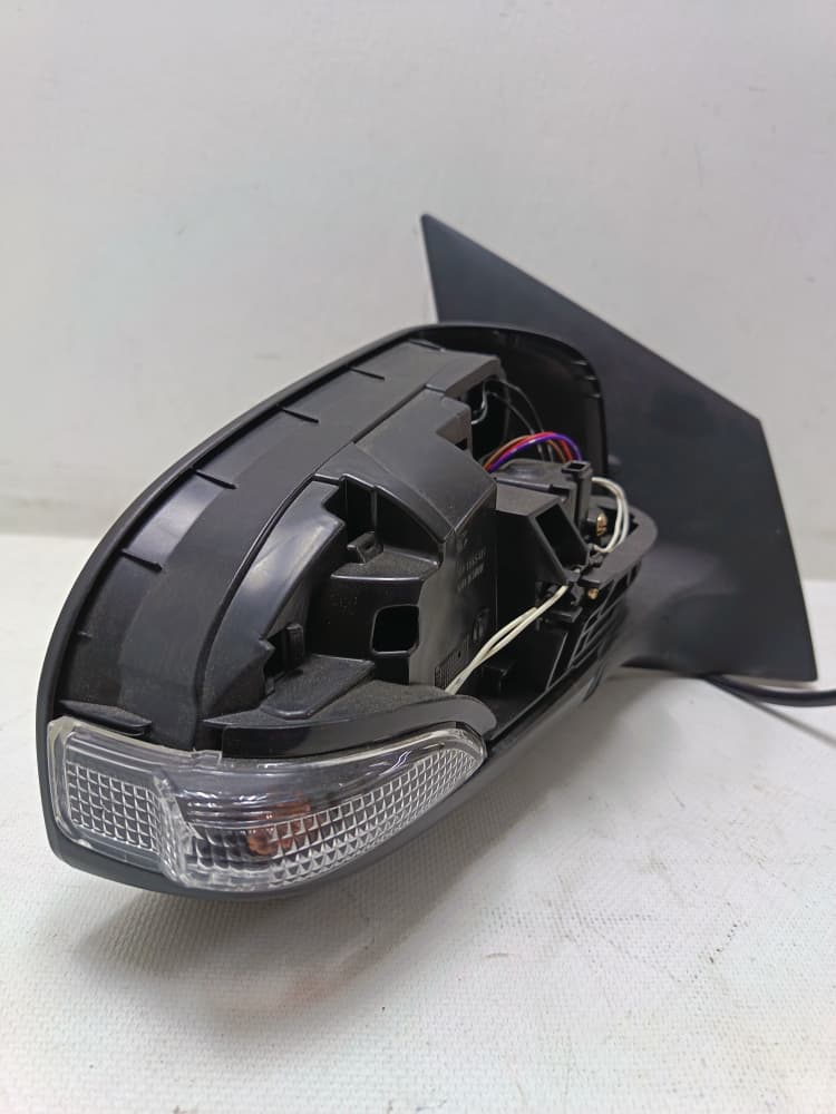 Retrovisor derecho generico para corolla 14-16 modelo s